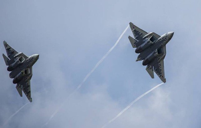 Nhận thêm tên lửa có tầm bắn 300 km, tiêm kích Su-57 như ‘hổ mọc thêm cánh’ - 1