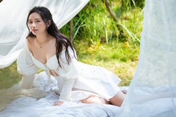 Đời sống Showbiz - "Hoa hậu đại gia" mua nhà sang từ Bắc tới Nam, sở hữu "núi đồ hiệu" choáng ngợp