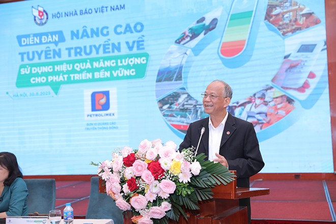 TS Nguyễn Minh Phong – Chia sẻ với các đại biểu và Diễn giả trong Diễn đàn