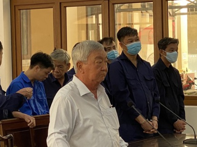Tin tức trong ngày - Tuyên án cựu giám đốc Sở Tài nguyên-Môi trường Đồng Nai và nhiều cán bộ
