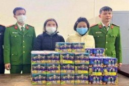 Nữ cán bộ ở Hà Tĩnh bị khởi tố vì buôn bán pháo nổ trái phép