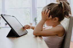 6 lời khuyên bảo vệ con trẻ thời Internet ”siêu kết nối”