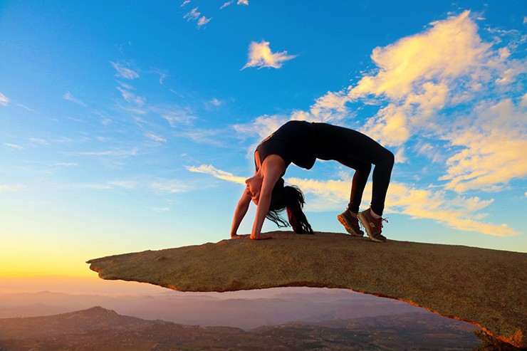 Potato Chip Rock đã trở thành một địa điểm nổi tiếng trên mạng xã hội và thu hút sự quan tâm của du khách và người thích chụp ảnh.
