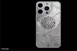 Thời trang Hi-tech - iFan "đại gia" có dám mua iPhone 15 Pro Max nạm kim cương, giá 13, tỷ?