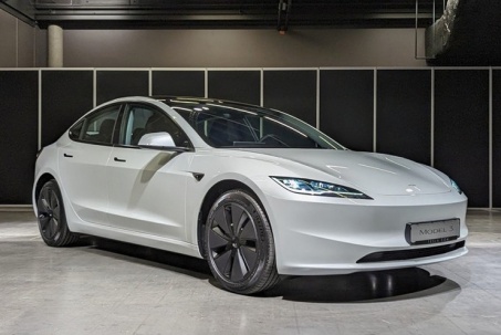 Tesla Model 3 2024 ra mắt với quãng đường di chuyển lên tới 677km