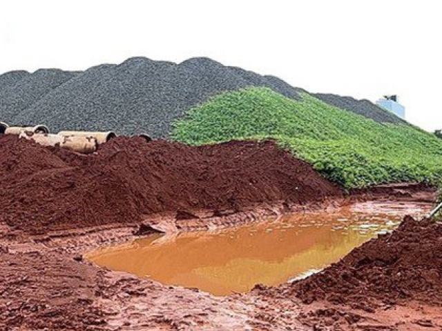 Pháp luật - Phát hiện thi thể cháu bé 10 tuổi gần trung tâm thương mại ở Bình Phước