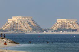 Tiểu vương quốc muốn vượt Dubai, thành ”thiên đường” mới của giới siêu giàu