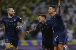 Bóng đá - Ronaldo bùng nổ 3 trận liền: Phong độ cao hơn Messi, xác lập siêu kỷ lục