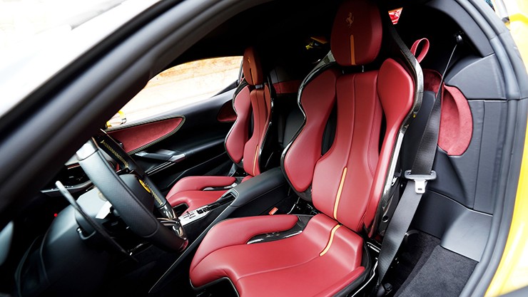 &#34;Vợ nhà người ta&#34; mua Ferrari SF90 Stradale hơn 40 tỷ đồng tặng sinh nhật chồng - 7