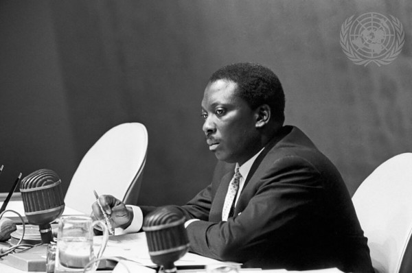 Cựu Bộ trưởng Ngoại giao Ghana, ông Alex Quaison-Sackey đưa ra thuật ngữ “chủ nghĩa thực dân mới”