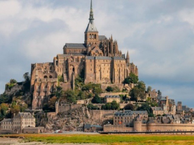 'Bonjour' nước Pháp: Miền cổ tích Mont-Saint-Michel