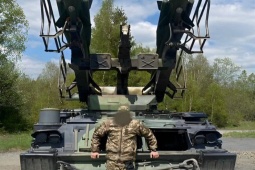 Thế giới - Cận cảnh hệ thống phòng không "3 ngón tay tử thần" 2K12 Kub-M2 xuất hiện ở Ukraine