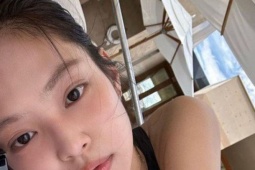 Đời sống Showbiz - Gần 6 triệu người vào xem ảnh Jennie (BlackPink) ở hồ bơi