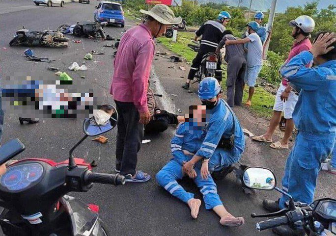 Hiện trường vụ tai nạn giao thông ở Bình Thuận
