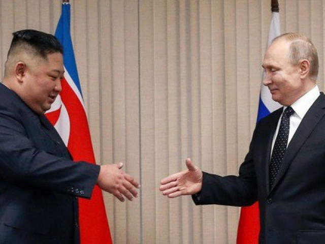 New York Times: Ông Kim Jong-un sẽ sang Nga gặp ông Putin trong tháng này