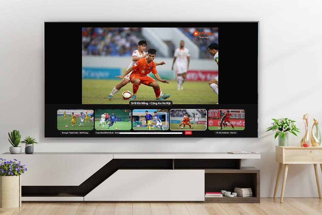 Tính năng xem song song đem tới những trải nghiệm hấp dẫn.