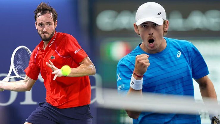 Medvedev (trái) xuất sắc ngược dòng hạ De Minaur