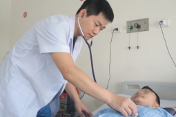 Sức khỏe đời sống - Hy hữu: Lốp ô tô phát nổ, nam thanh niên bị vỡ động mạch chủ ngực