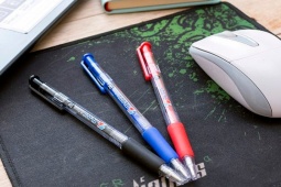 Kinh doanh - Bán bút bi mỗi ngày lãi hơn 1 tỷ đồng