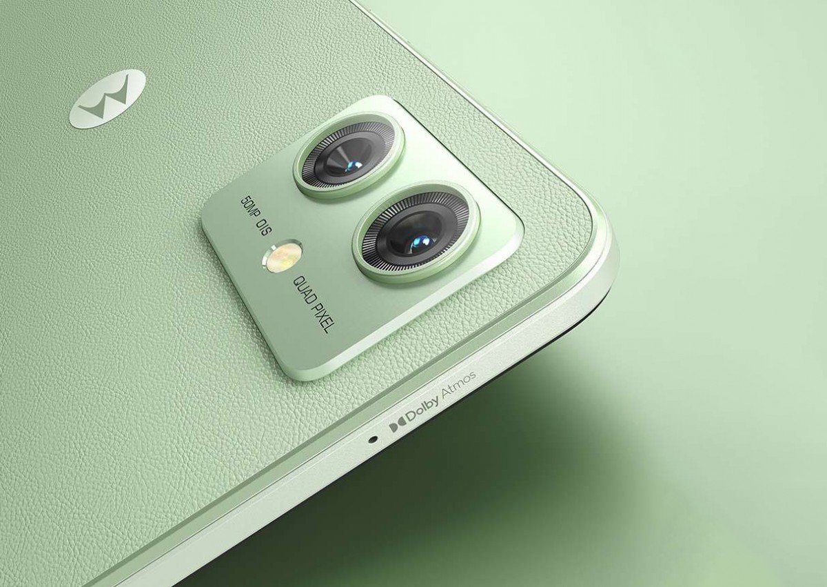 Motorola Moto G54 màu xanh bản Trung Quốc.