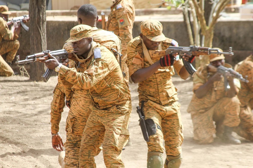 Lực lượng an ninh Burkina Faso phải chiến đấu với quân nổi dậy trong nhiều năm. Ảnh minh họa: Military Images