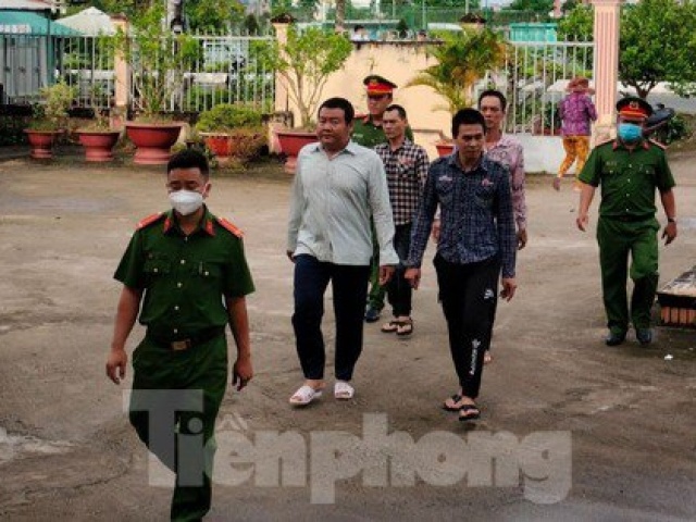 Pháp luật - Xét xử nhóm đối tượng hành hạ ngư dân bằng kìm trên biển ở Cà Mau