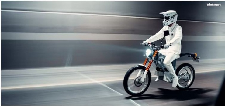 Cake Kalk&amp; có giá hơn 330 triệu đồng. Ảnh: Topspeed.