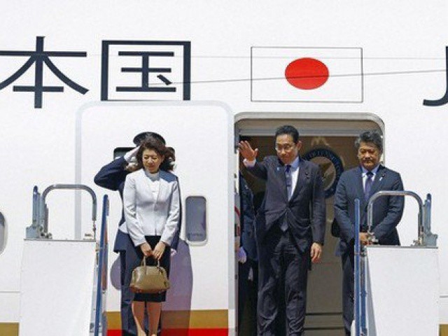 Thủ tướng Nhật dự thượng đỉnh ASEAN, G20, trấn an chuyện xả thải