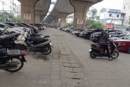 Tin tức trong ngày - Bộ GTVT nói gì về đề nghị trông giữ xe dưới gầm cầu cạn ở Hà Nội?