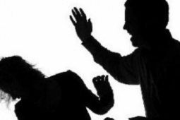 Pháp luật - Đánh vợ, người đàn ông ở Bắc Giang bị phạt 15 triệu đồng