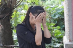 Bạn trẻ - Cuộc sống - Phải mất 6 năm, cô gái mới biết được sự thật về việc bị đuổi khỏi nhà