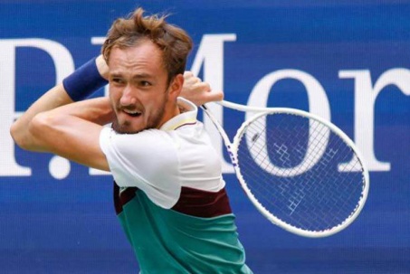 Video tennis Medvedev - Rublev: Thế trận hỗn loạn, dớp tứ kết chưa phá nổi (US Open)