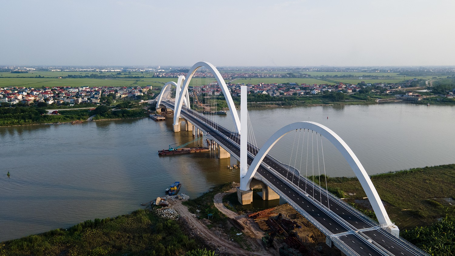 Cầu Phật Tích - Đại Đồng Thành sau khi hoàn thành và&nbsp;đưa vào sử dụng sẽ góp phần hình thành mạng lưới giao thông khép kín giữa khu vực Bắc Đuống và Nam Đuống của tỉnh Bắc Ninh. Đồng thời, kết nối vùng với các tỉnh/thành&nbsp;Đồng bằng sông Hồng và phụ cận như:&nbsp;Hà Nội,&nbsp;Bắc Giang, Thái Nguyên, Hưng Yên, Hải Dương qua Quốc lộ 1, Quốc lộ 38, Quốc lộ 5, Quốc lộ 17 và các tuyến Tỉnh lộ 276, Tỉnh lộ 287.