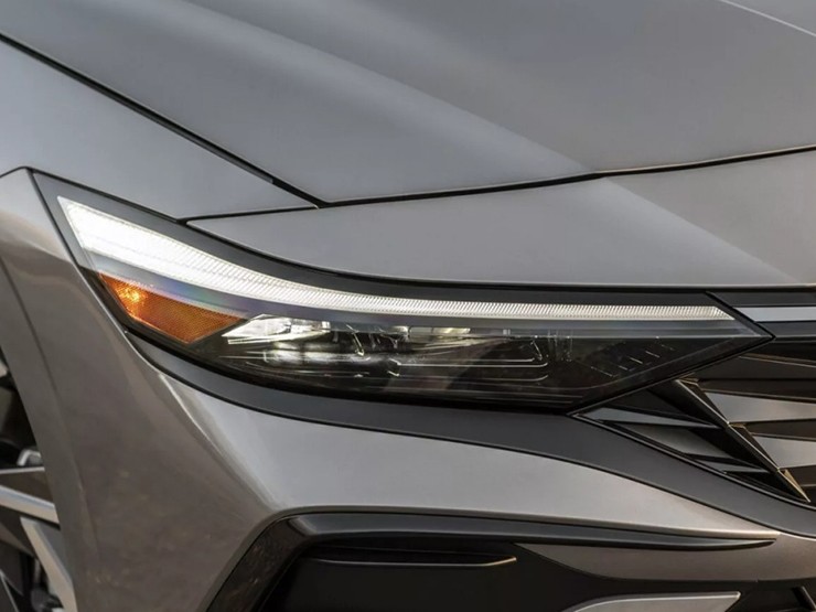 Hyundai Elantra phiên bản nâng cấp ra mắt tại Bắc Mỹ, có thêm động cơ lai hybrid - 4