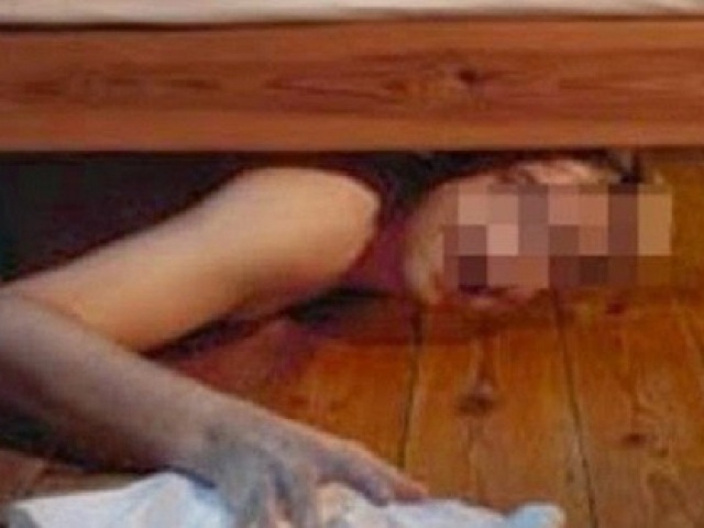 Bạn trẻ - Cuộc sống - Nằm dưới gầm giường trốn 'tình địch', chàng trai không dám ngủ vì sợ ngáy thì sẽ bại lộ