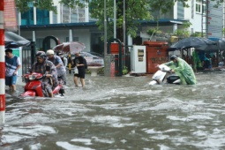 Tin tức trong ngày - Thời tiết cuối tuần: Miền Bắc sắp mưa to, miền Nam mưa về chiều tối