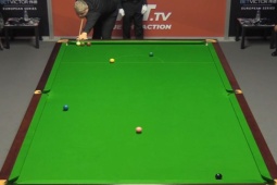 Thể thao - Cú "chạy bi" 4 băng bi-a kinh điển, đối thủ ngao ngán "vò đầu bứt tai"