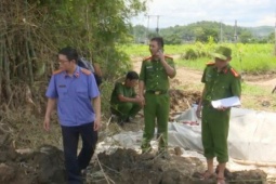 Tin tức trong ngày - Sập mái taluy công trình khu tái định cư, 1 người tử nạn