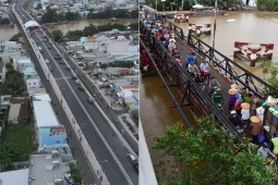 Tin tức trong ngày - Ảnh: Cầu 600 tỷ đi vào khai thác, "giải cứu" kẹt xe ở TP.HCM