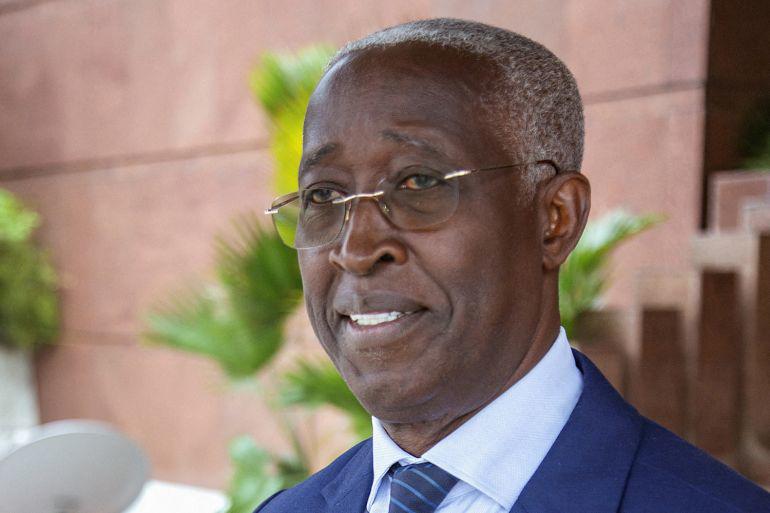 Ông Raymond Ndong Sima, được bổ nhiệm là Thủ tướng tạm quyền Gabon. Ảnh: Reuters