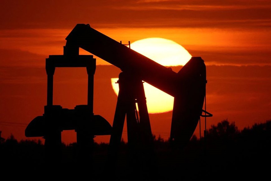 Giá&nbsp;dầu thô tăng mạnh