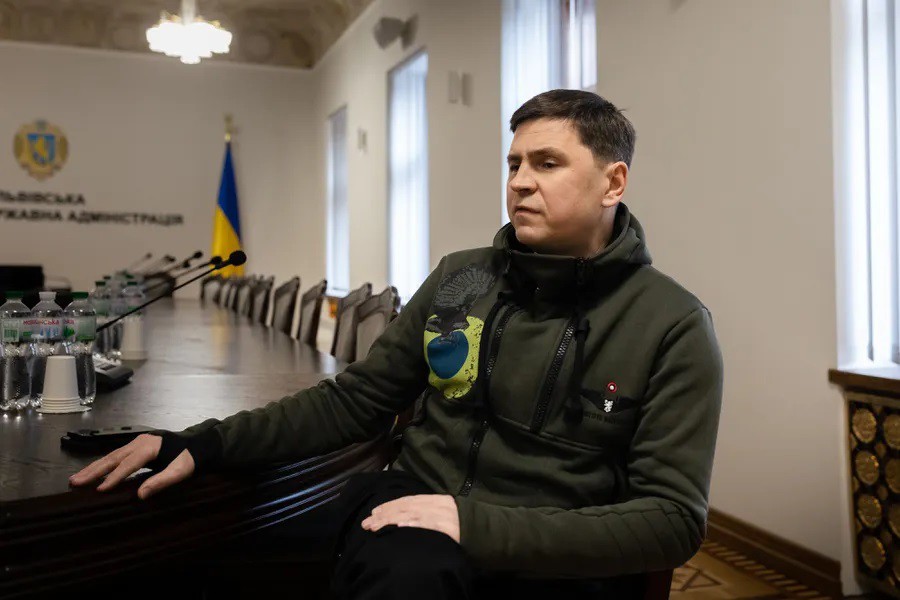 Ông Mykhailo Podolyak – trợ lý thân cận của Tổng thống Ukraine (ảnh: Aljazeera)