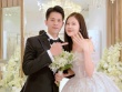 Trung vệ Trần Đình Trọng gây "sốt mạng" khi quỳ gối cầu hôn vợ hot girl