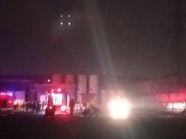 Tin tức trong ngày - TP HCM: Cháy ở công ty nhựa lúc nửa đêm, 1 người tử vong