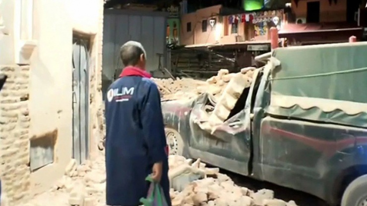 Nhiều tòa nhà bị sập gần tâm chấn của trận động đất ở Morocco đêm 8-9. Ảnh: CNN