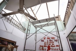 Tin tức trong ngày - Mưa lớn kèm lốc xoáy làm tốc mái 137 căn nhà ở Long An