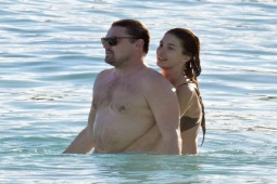 Đàn ông - Tài tử Titanic với sở thích hẹn hò "khác người" khiến dàn mẫu bốc lửa điêu đứng