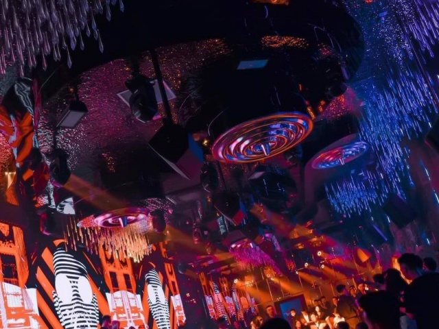 Pháp luật - Quán bar Ava Lounge cung cấp dịch vụ “vui vẻ”, bị người dân tố cáo