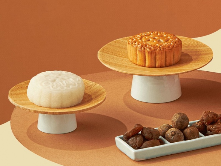 Bánh Trung thu ô mai cũng được chế biến thành 2 loại nướng và dẻo
