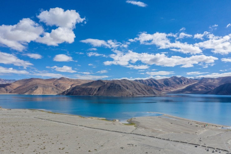 Hồ Pangong - Nơi giao thoa của trời và đất - 9